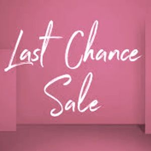 🌸 Going to Good Will Friday!!!! Buy now!